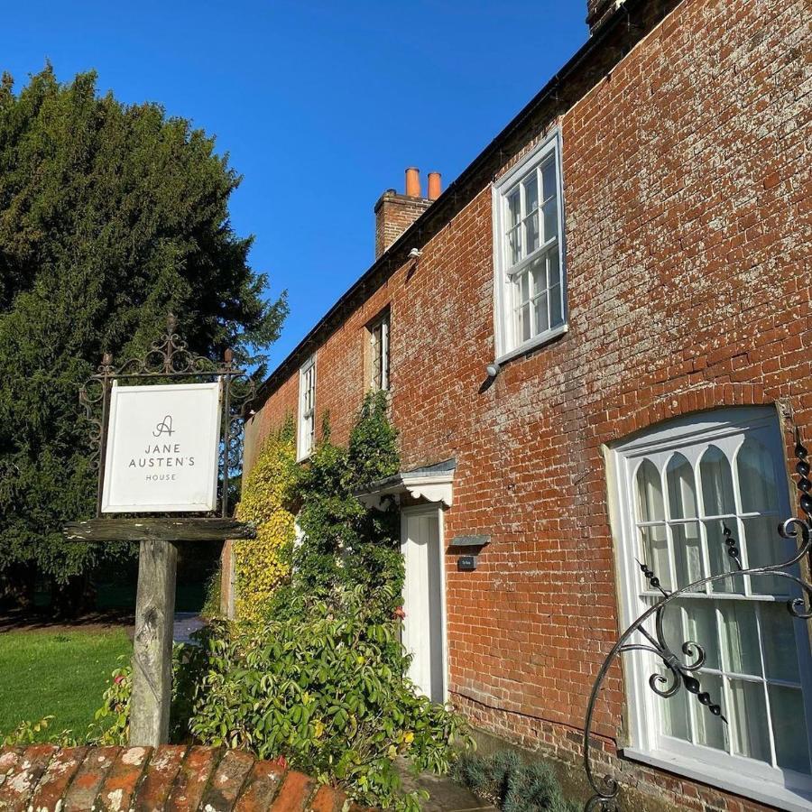 Winchester Retreat Exterior foto